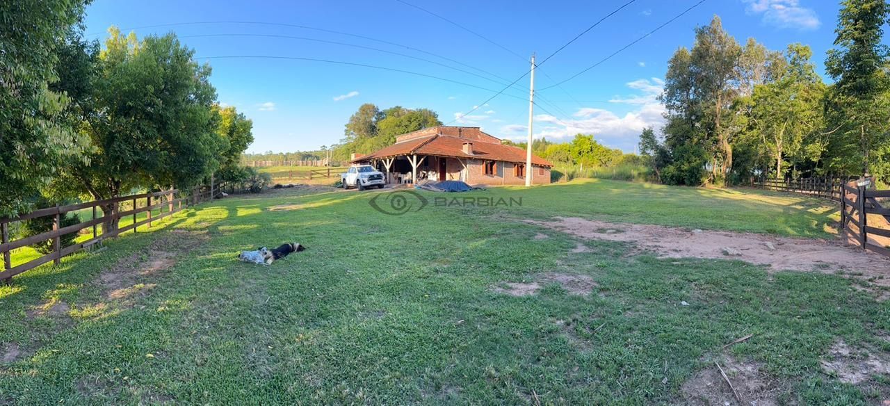 Fazenda/sítio/chácara/haras com 3 Dormitórios à venda, 100 m² por R$ 890.000,00 Fazenda/sítio/chácara/haras com 3 Dormitórios à venda, 100 m² por R$ 890.000,00