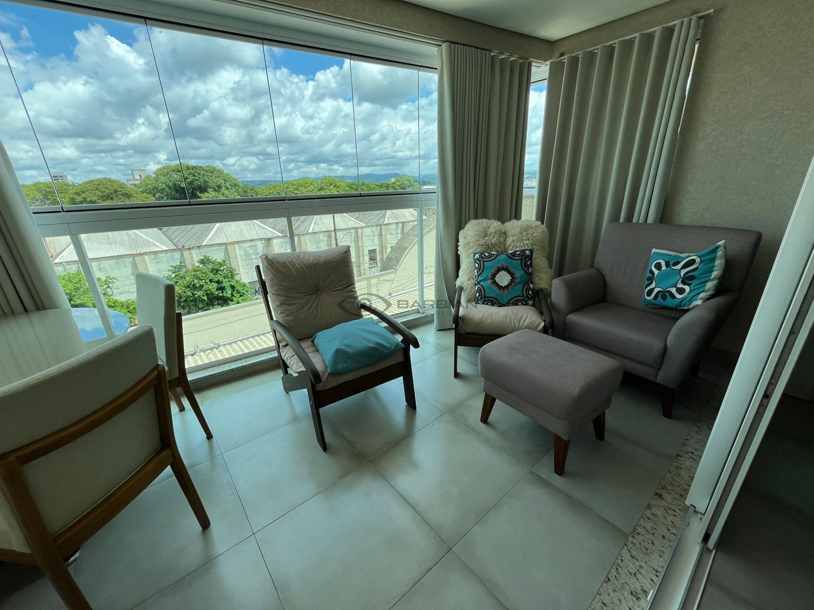 Apartamento com 2 Dormitórios à venda, 90 m² por R$ 850.000,00 Apartamento com 2 Dormitórios à venda, 90 m² por R$ 850.000,00