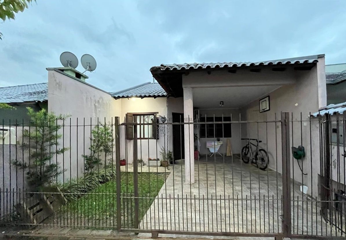 Casa à venda  no Arroio Grande - Santa Cruz do Sul, RS. Imóveis