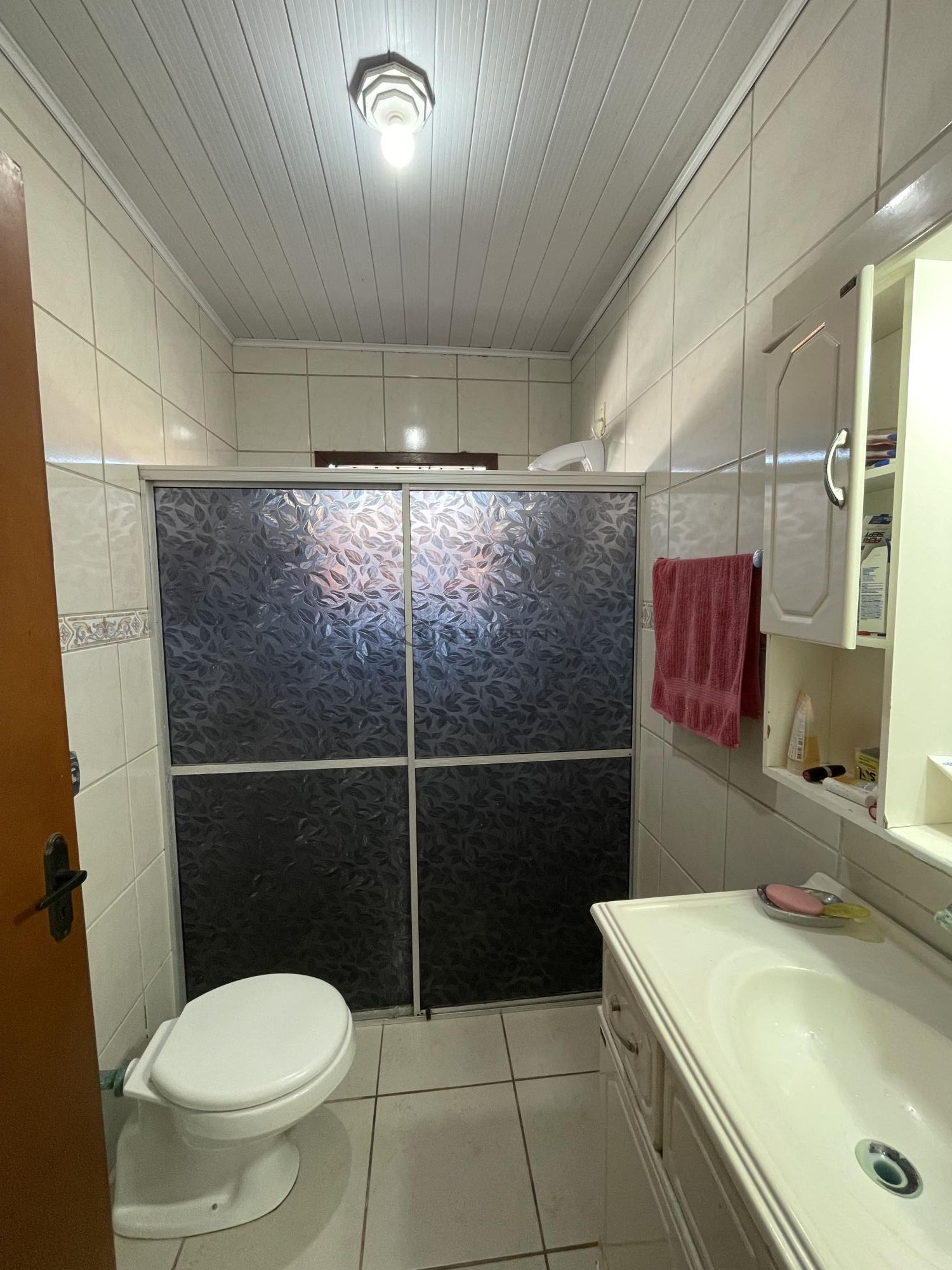 Casa com 2 Dormitórios à venda, 129 m² por R$ 580.000,00 Casa com 2 Dormitórios à venda, 129 m² por R$ 580.000,00