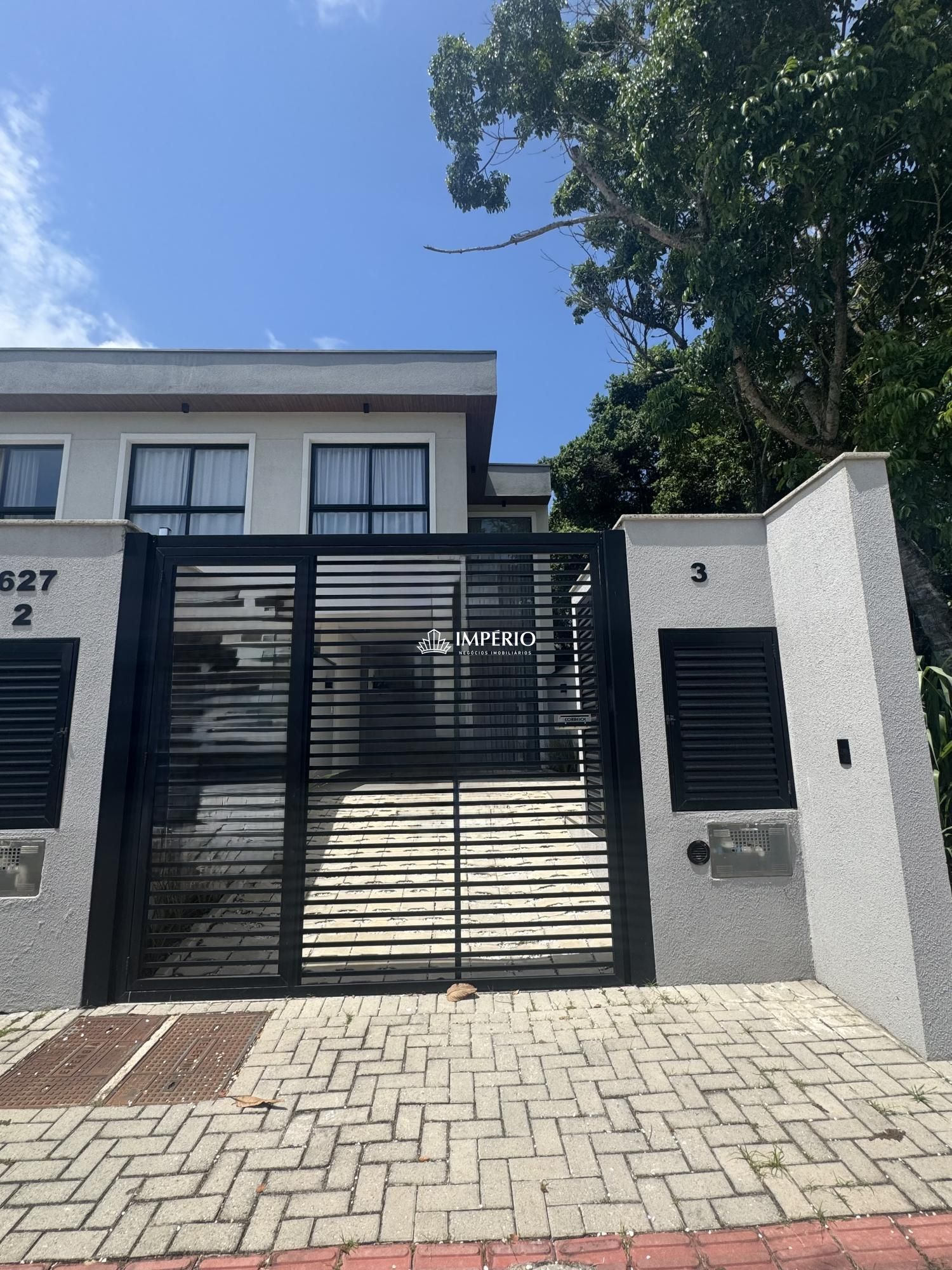 Casa à venda  no Mariscal - Bombinhas, SC. Imóveis