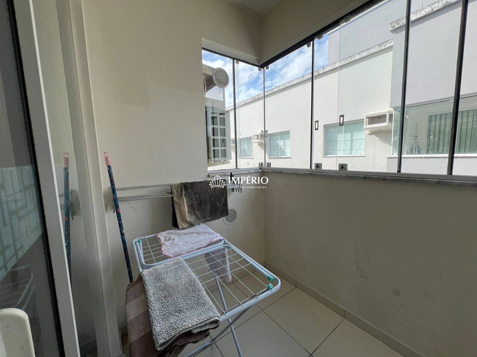 Apartamento com 2 Dormitórios à venda, 66 m² por R$ 450.000,00 Apartamento com 2 Dormitórios à venda, 66 m² por R$ 450.000,00