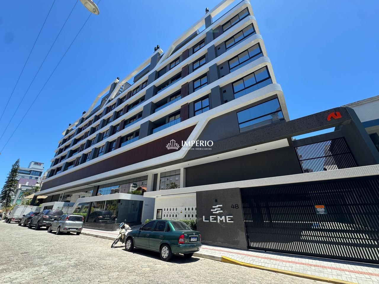 Apartamento à venda  no Bombas - Bombinhas, SC. Imóveis