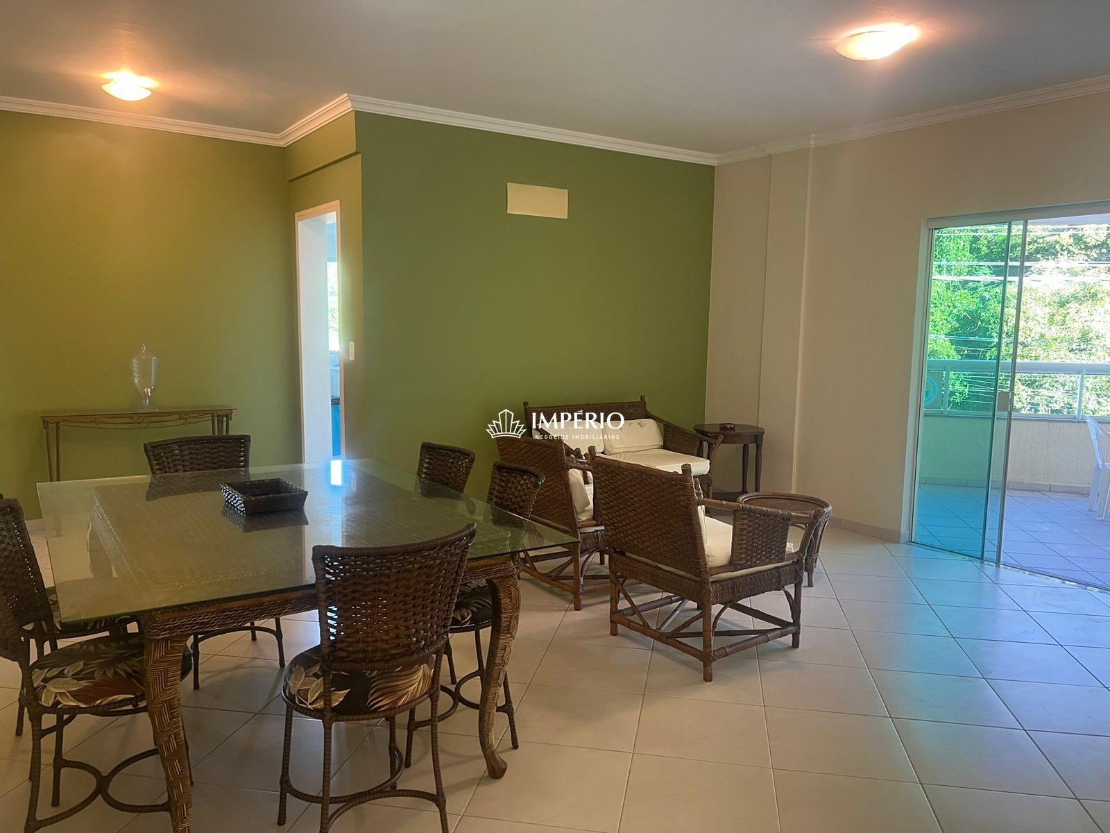 Apartamento  venda  no Bombas - Bombinhas, SC. Imveis