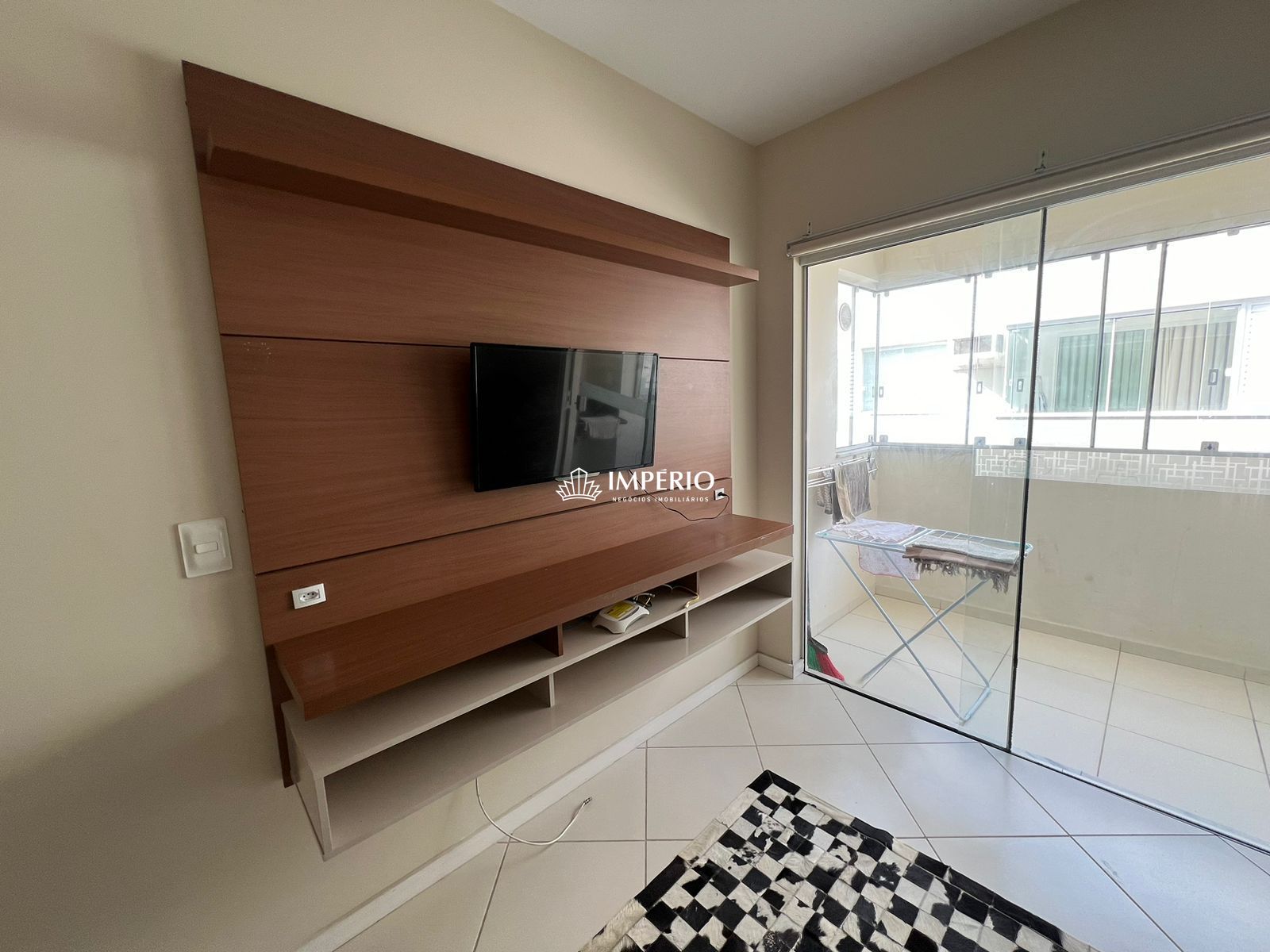 Apartamento com 2 Dormitórios à venda, 66 m² por R$ 450.000,00 Apartamento com 2 Dormitórios à venda, 66 m² por R$ 450.000,00