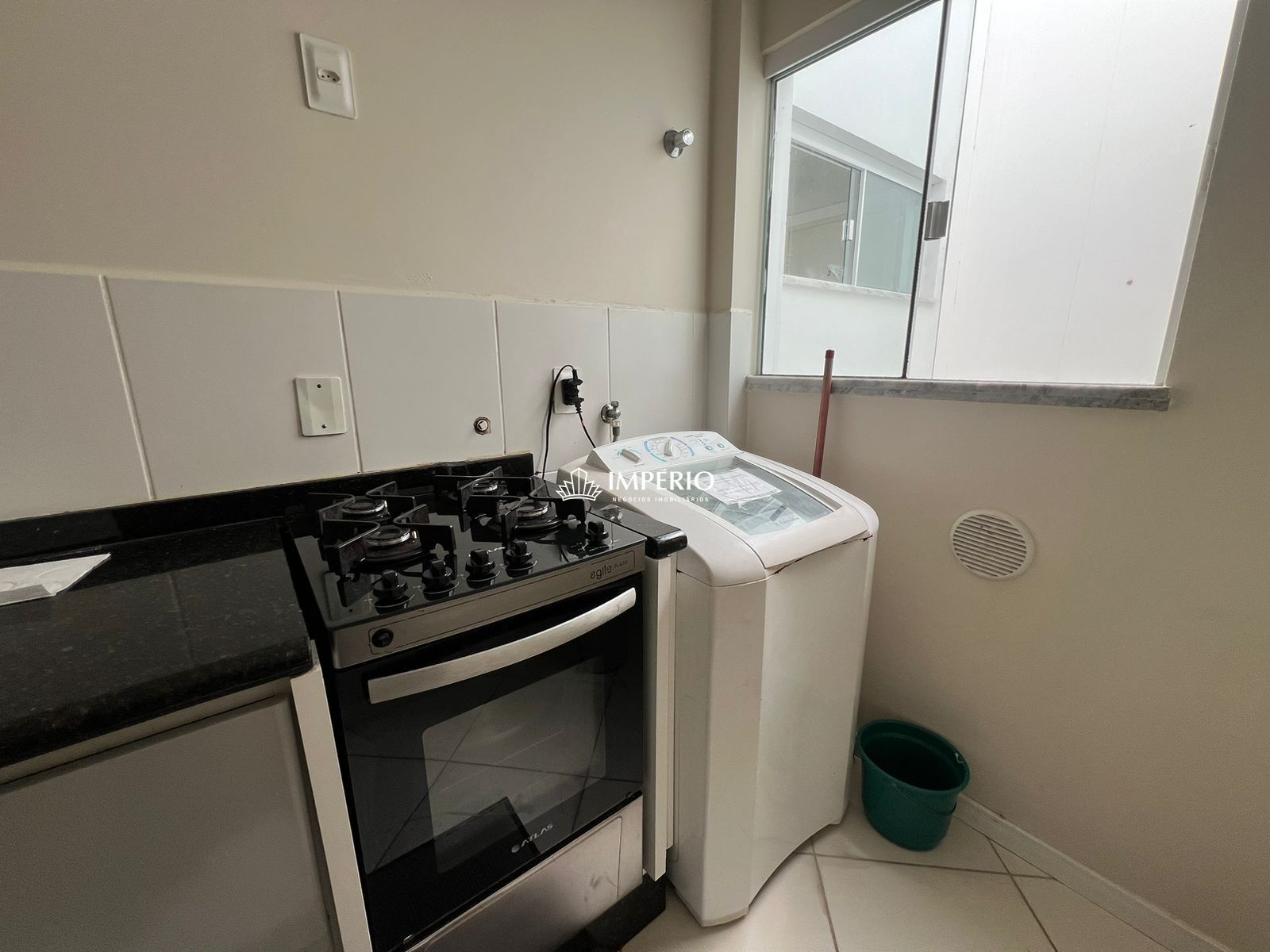 Apartamento com 2 Dormitórios à venda, 66 m² por R$ 450.000,00 Apartamento com 2 Dormitórios à venda, 66 m² por R$ 450.000,00