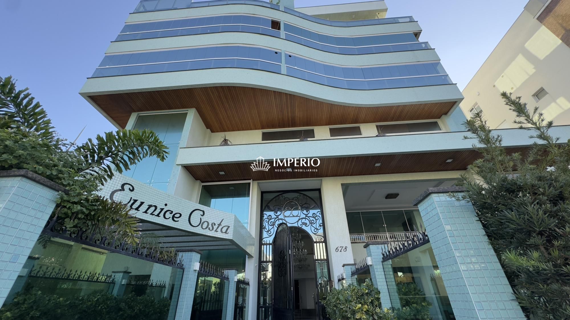 Apartamento à venda  no Mariscal - Bombinhas, SC. Imóveis