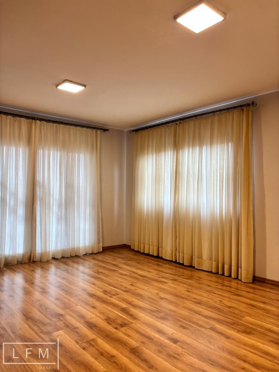 Casa, 4 quartos, 210 m² - Foto 18