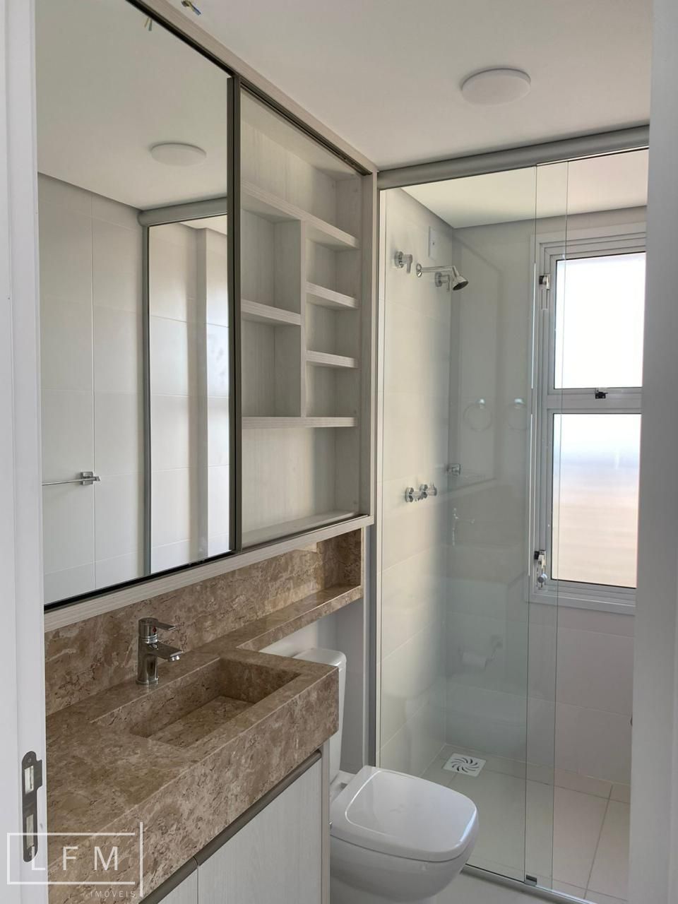 Apartamento com vista para o mar em Balneário Piçarras Sc