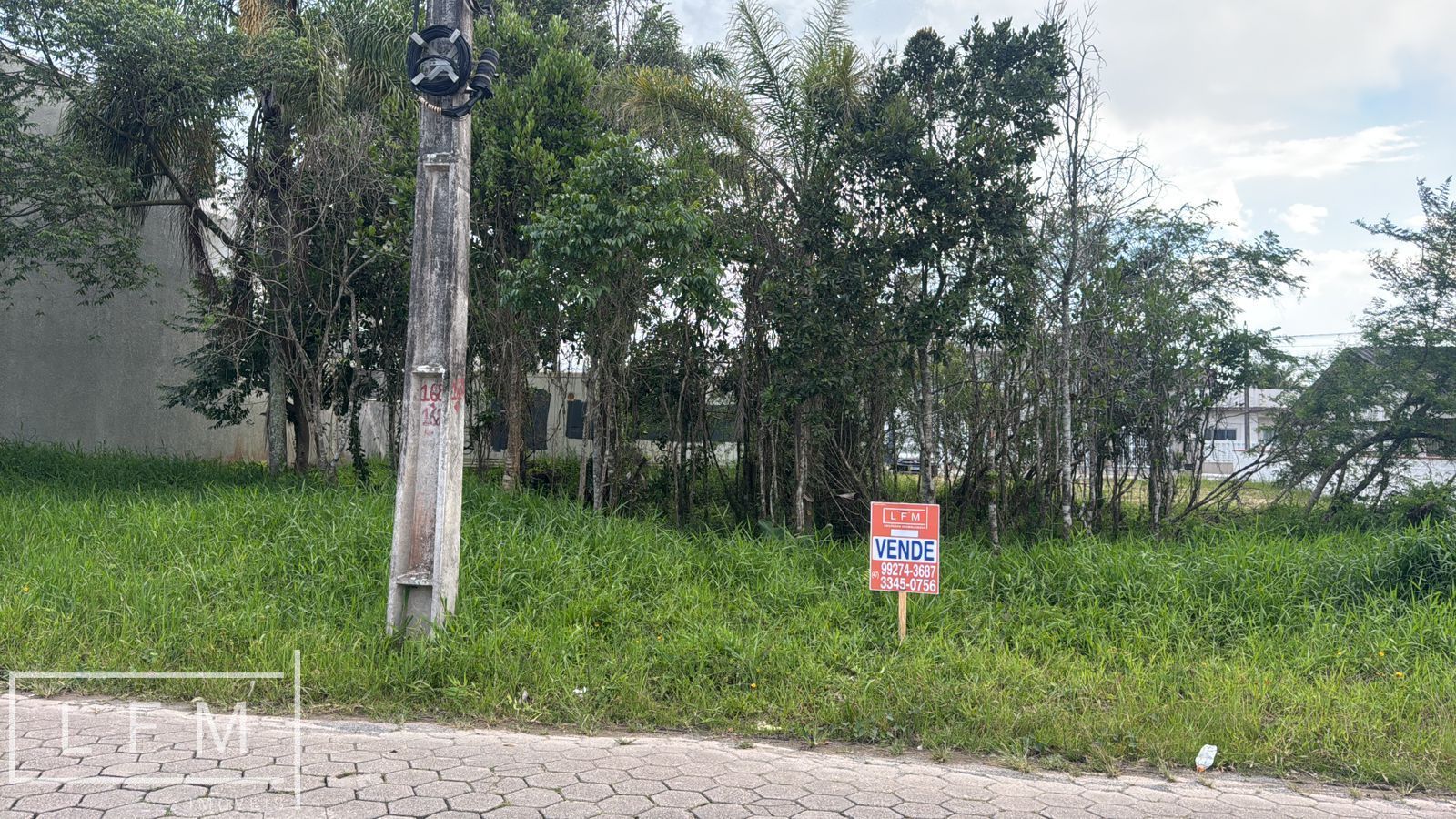 Terreno área para venda em Balneário Piçarras Sc