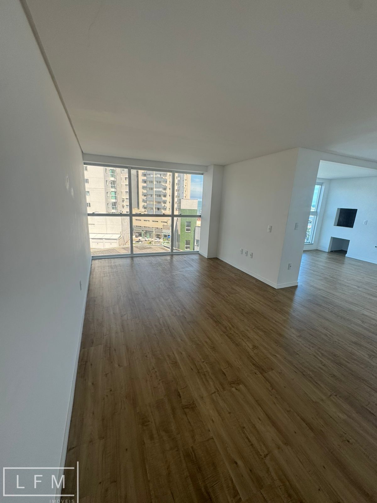 Apartamento com 3 Dormitórios à venda, 122 m² por R$ 1.200.000,00 Apartamento com 3 Dormitórios à venda, 122 m² por R$ 1.200.000,00