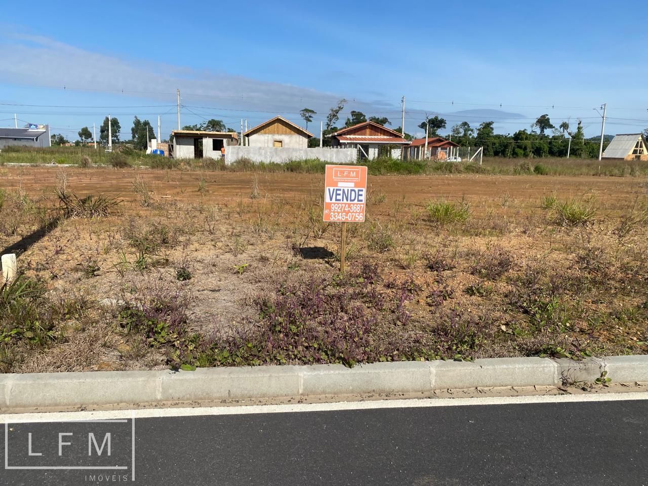 Terreno em loteamento novo pronto para construir em araquari