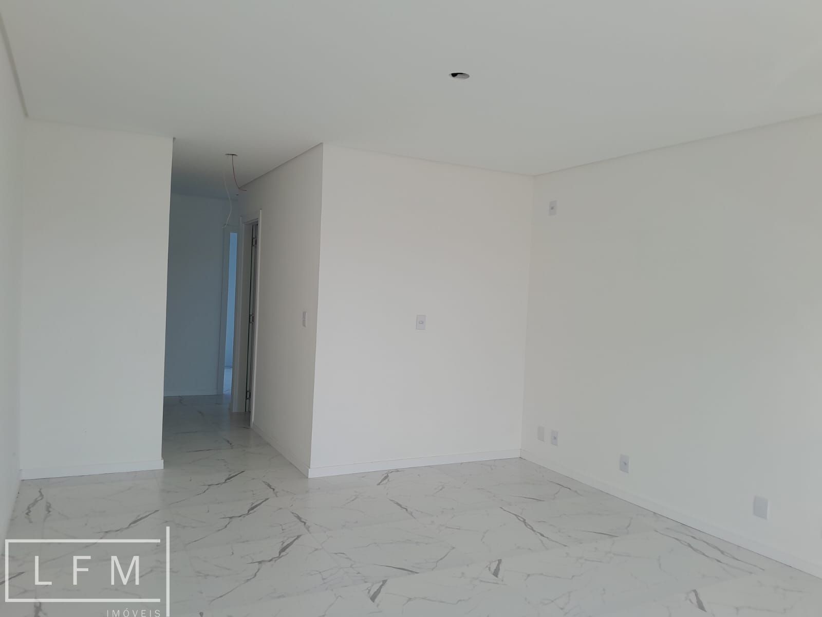 Apartamento à venda com 3 quartos, 80m² - Foto 13