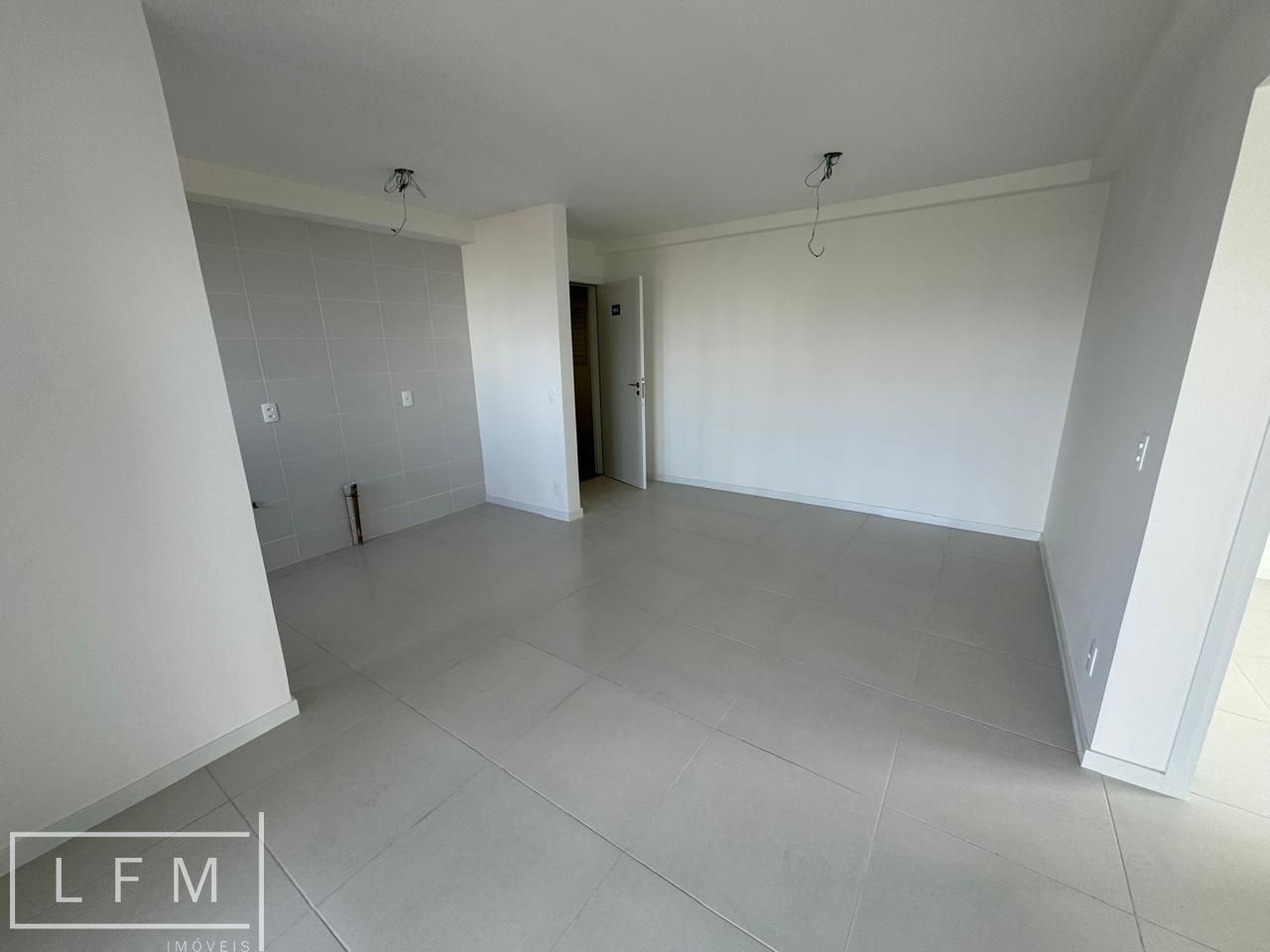 Apartamento à venda com 2 quartos, 63m² - Foto 23