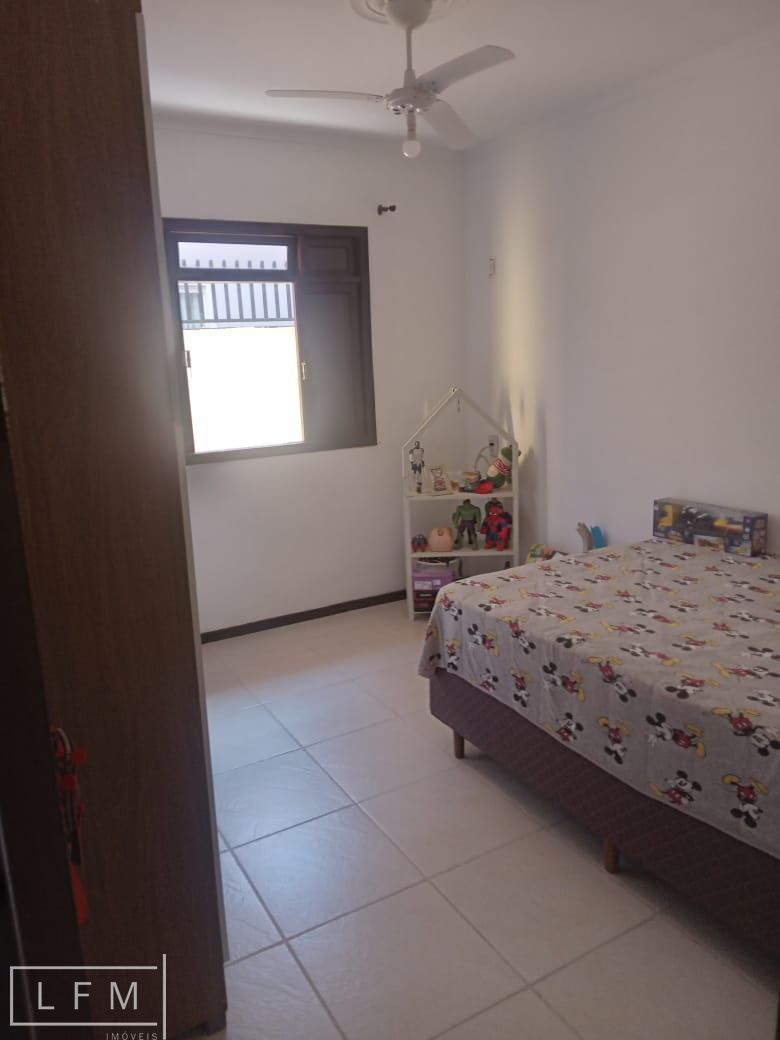 Casa à venda com 4 quartos, 194m² - Foto 15