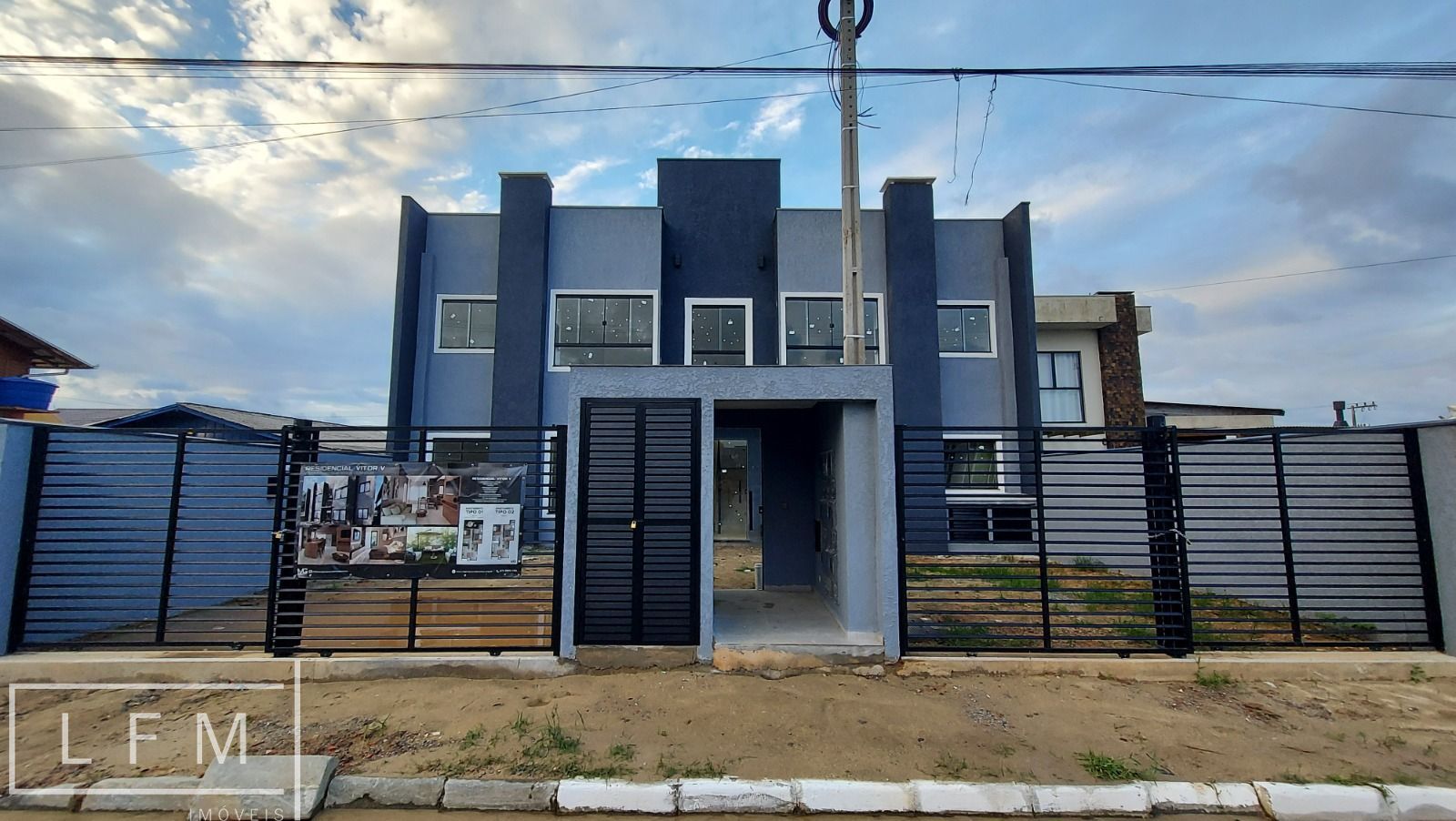 Apartamento à venda  no Itacolomi - Balneário Piçarras, SC. Imóveis