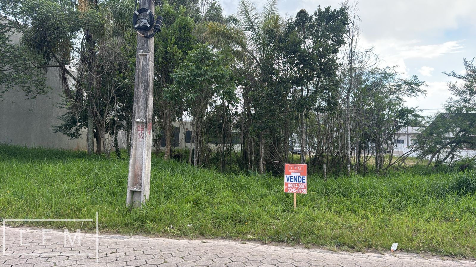 Terreno área para venda em Balneário Piçarras Sc