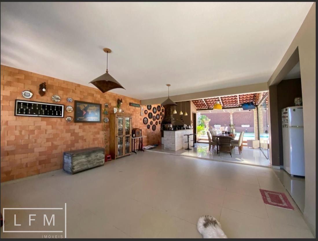 Casa, 4 quartos, 210 m² - Foto 9