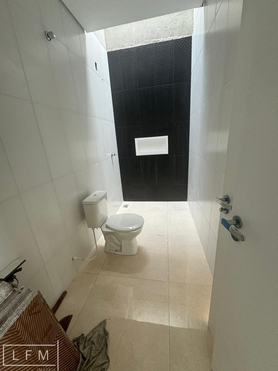 Casa à venda com 3 quartos, 80m² - Foto 14