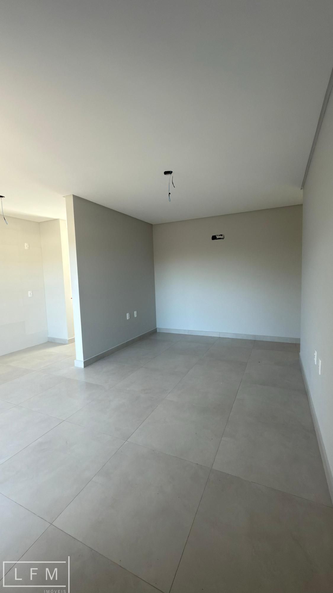 Apartamento com 2 Dormitórios à venda, 85 m² por R$ 480.000,00 Apartamento com 2 Dormitórios à venda, 85 m² por R$ 480.000,00