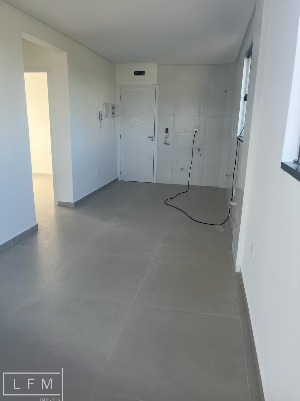 Apartamento à venda com 2 quartos, 85m² - Foto 5