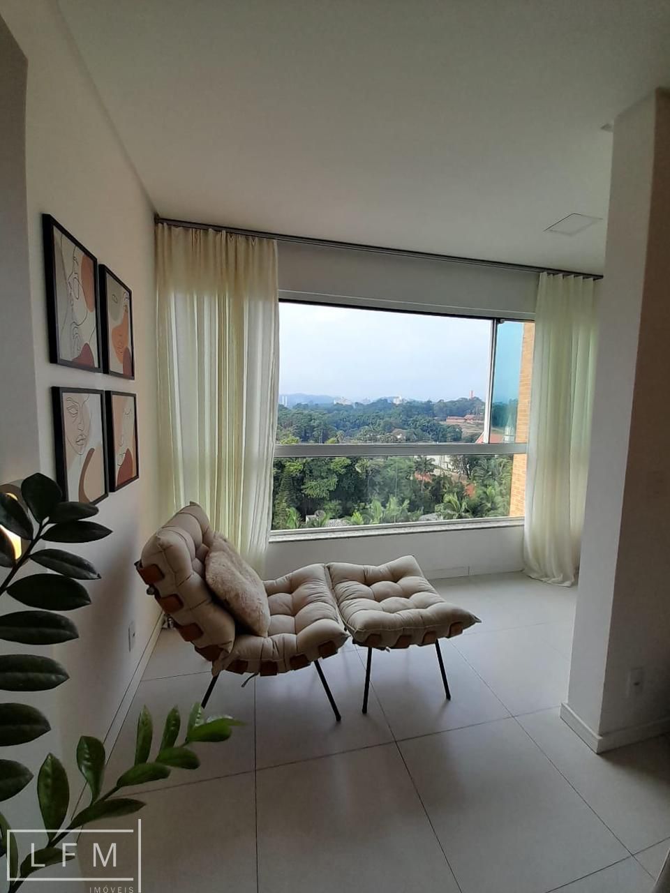 Apartamento à venda com 3 quartos, 86m² - Foto 12