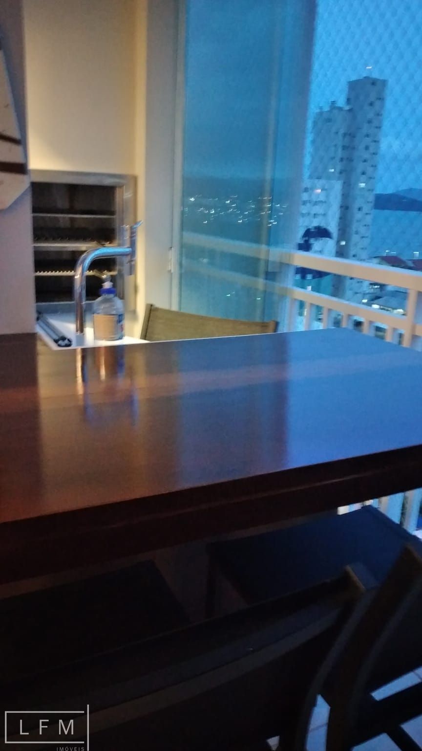 Apartamento para alugar com 2 quartos, 67m² - Foto 11