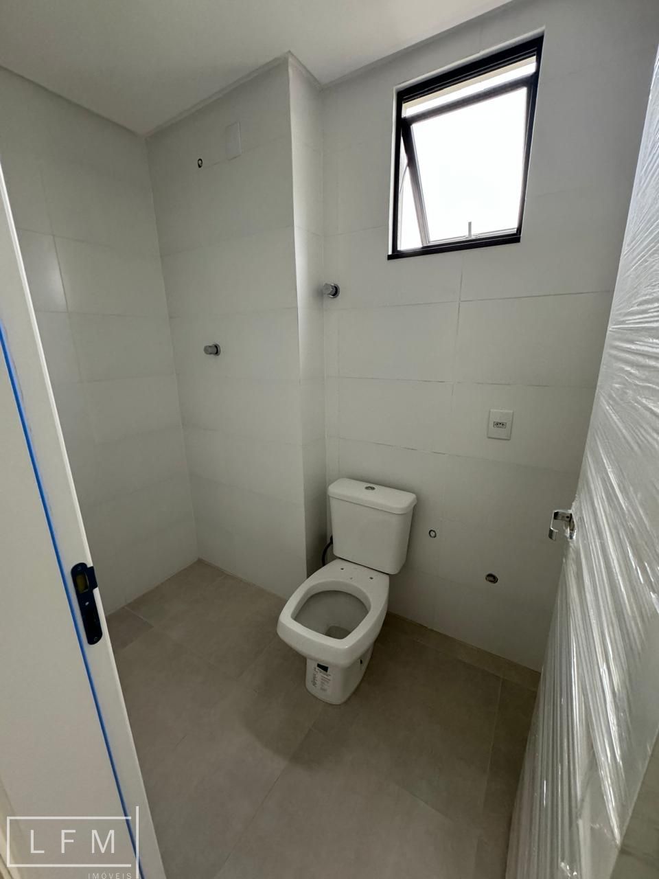 Apartamento à venda com 2 quartos, 66m² - Foto 21