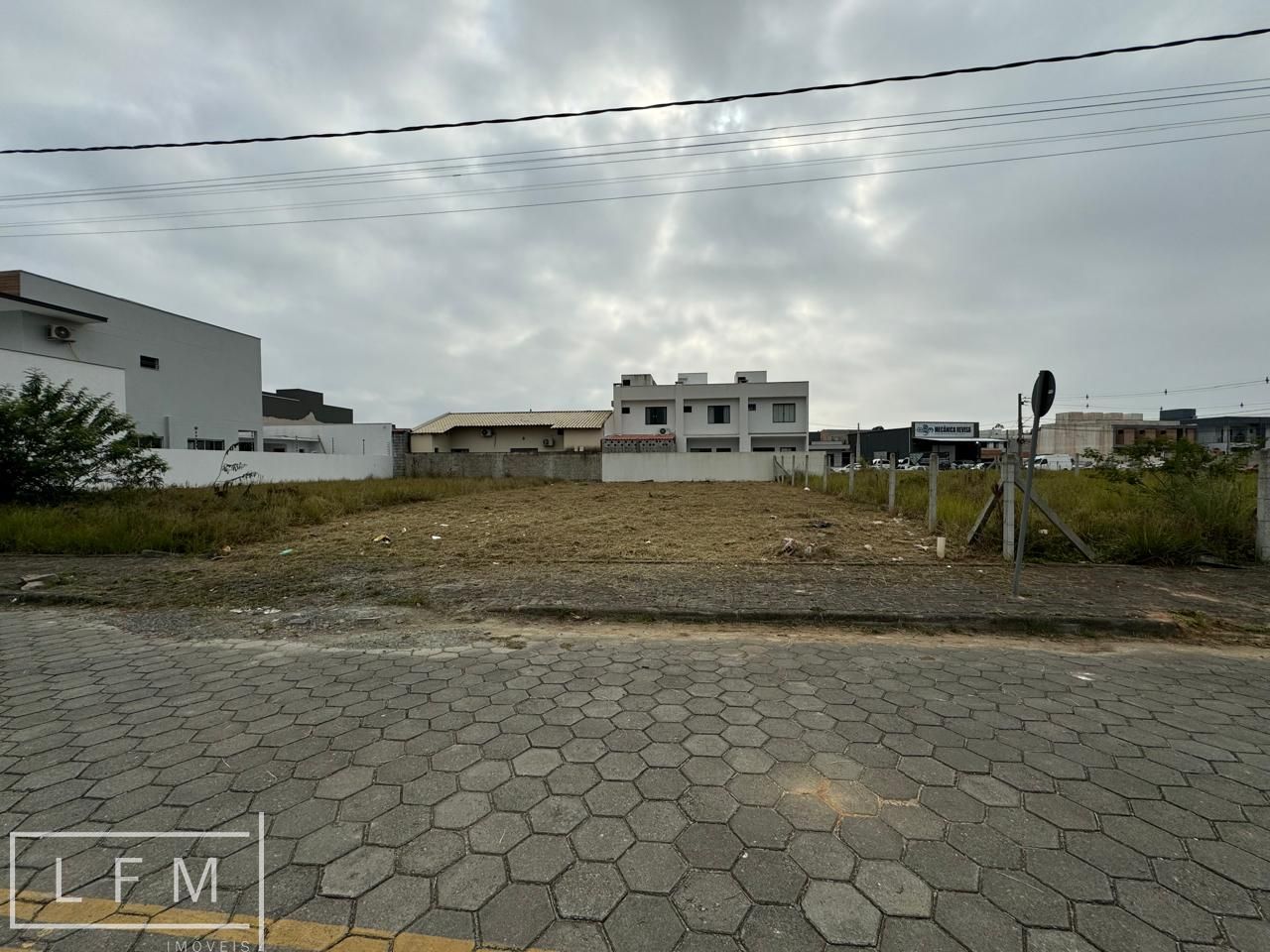 Terreno à venda, 300m² - Foto 2