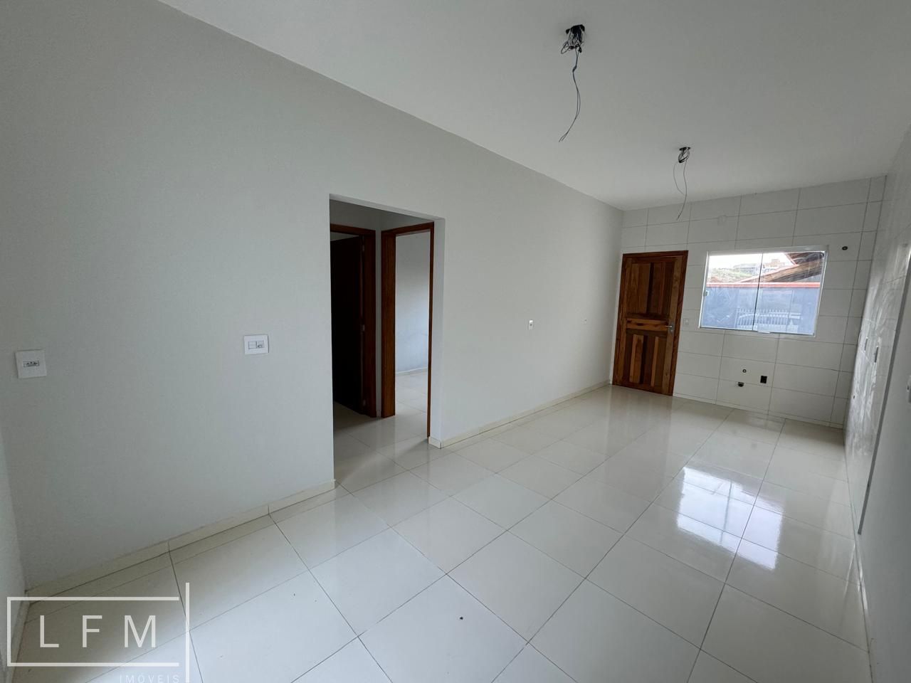 Casa à venda com 2 quartos, 50m² - Foto 12