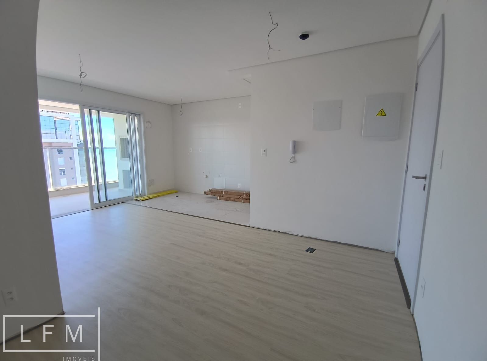 Apartamento à venda com 2 quartos, 93m² - Foto 8