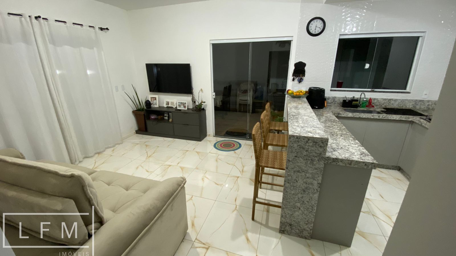 Casa à venda com 5 quartos, 149m² - Foto 12