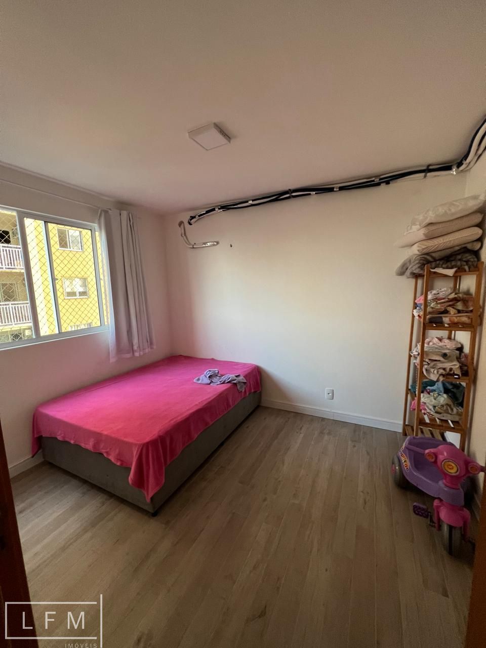 Apartamento à venda com 2 quartos, 64m² - Foto 30