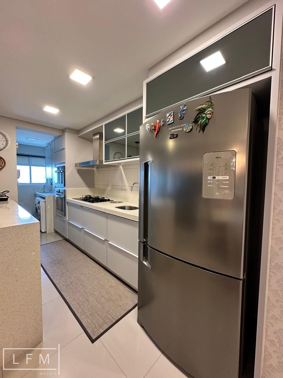 Apartamento mobiliado em home club