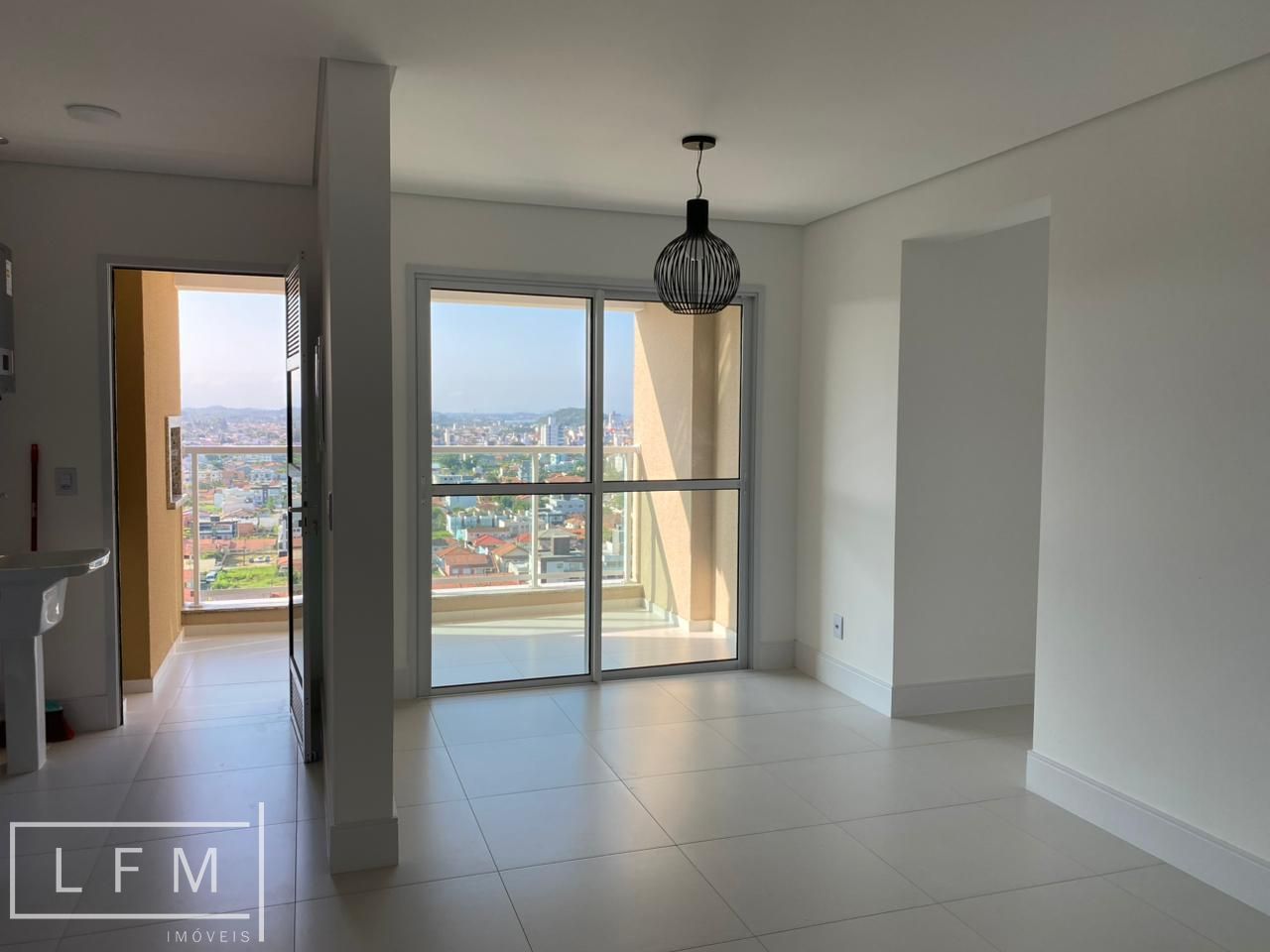 Apartamento com vista para o mar em Balneário Piçarras Sc