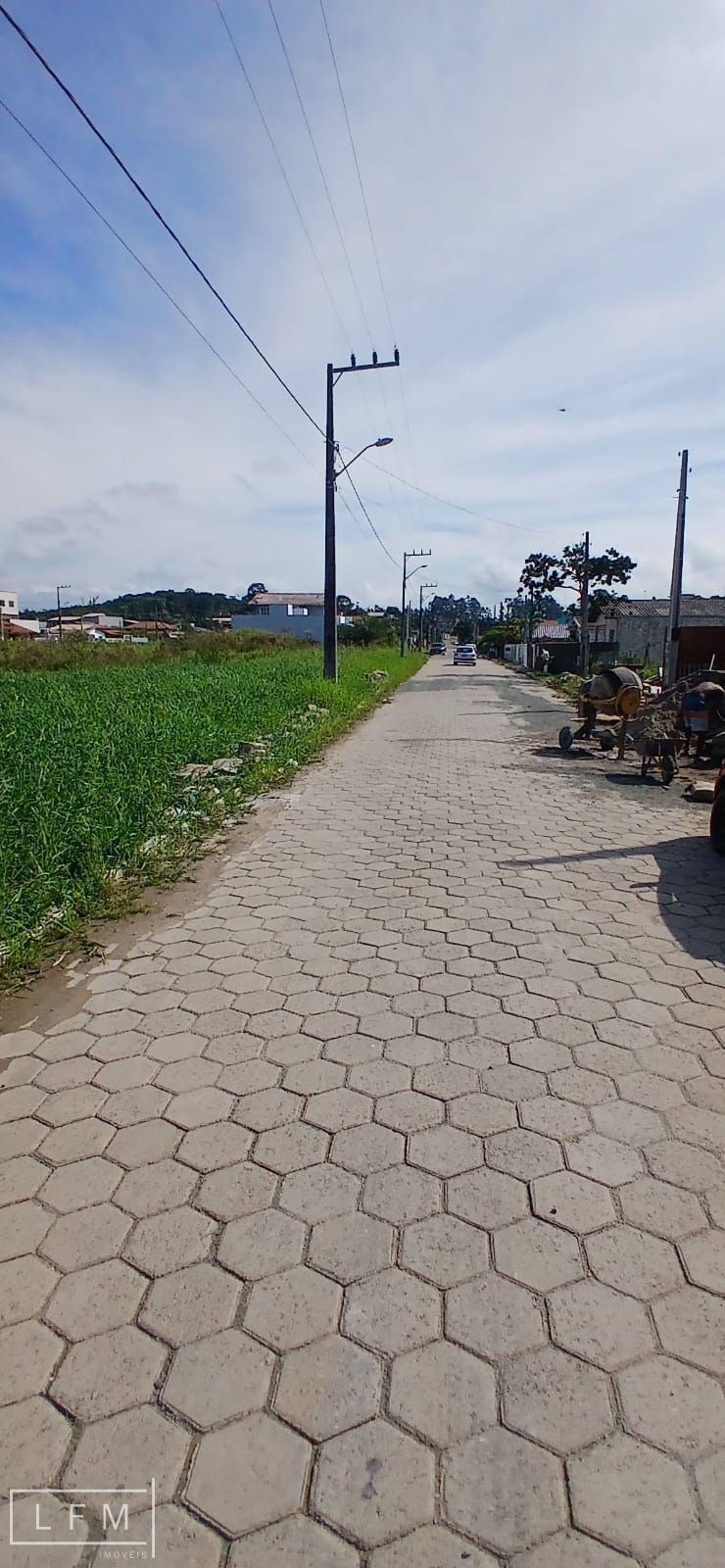 Casa térrea geminada em Balneário Piçarras Sc