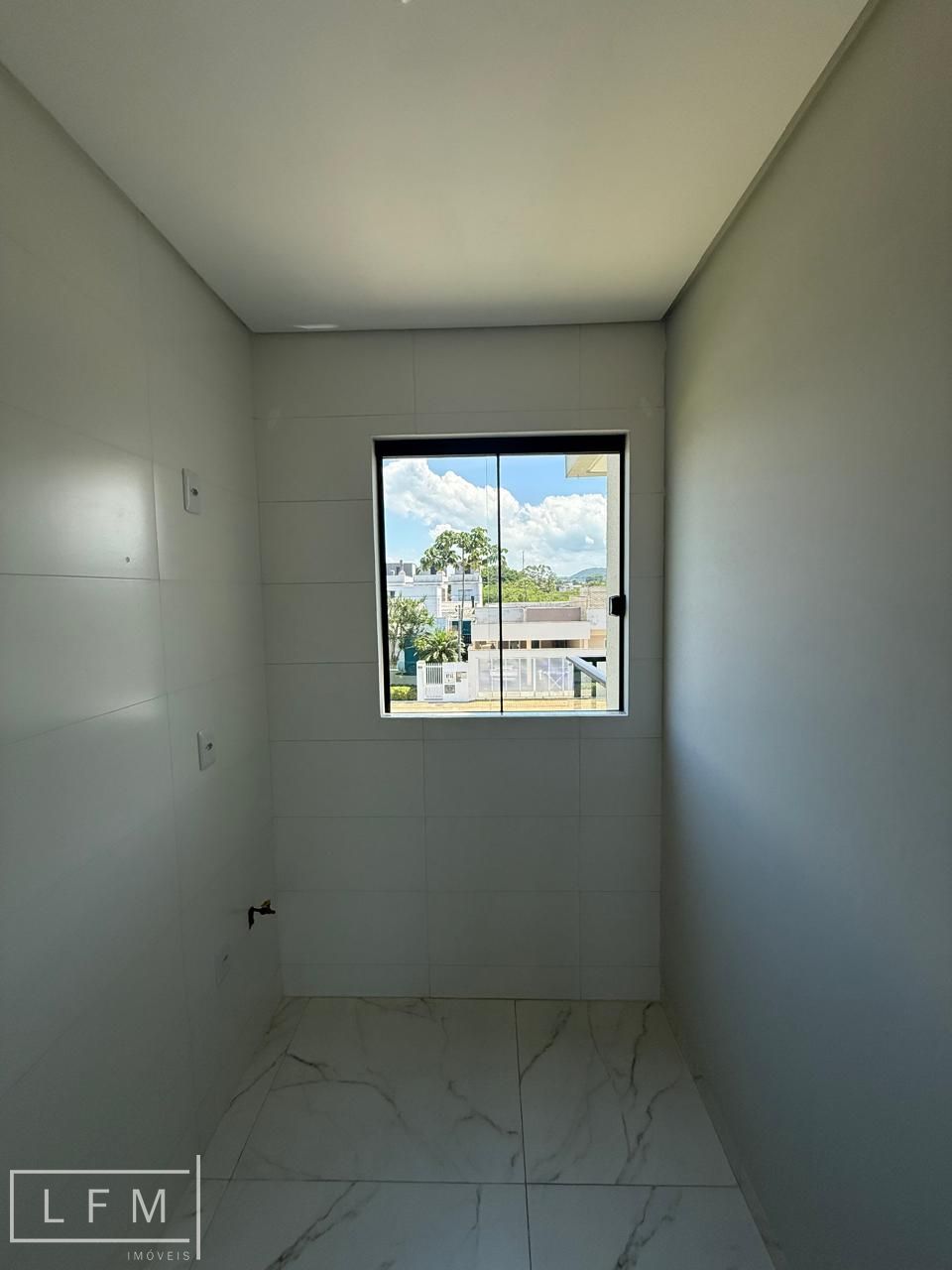 Apartamento proximo do mar em balneario picarras sc