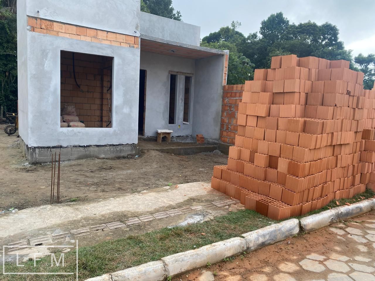 Casa à venda  no Itacolomi - Balneário Piçarras, SC. Imóveis