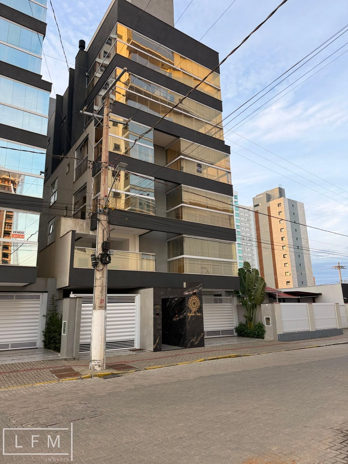 Apartamento finamente mobiliado em proximo do mar em Balneario Picarras Sc