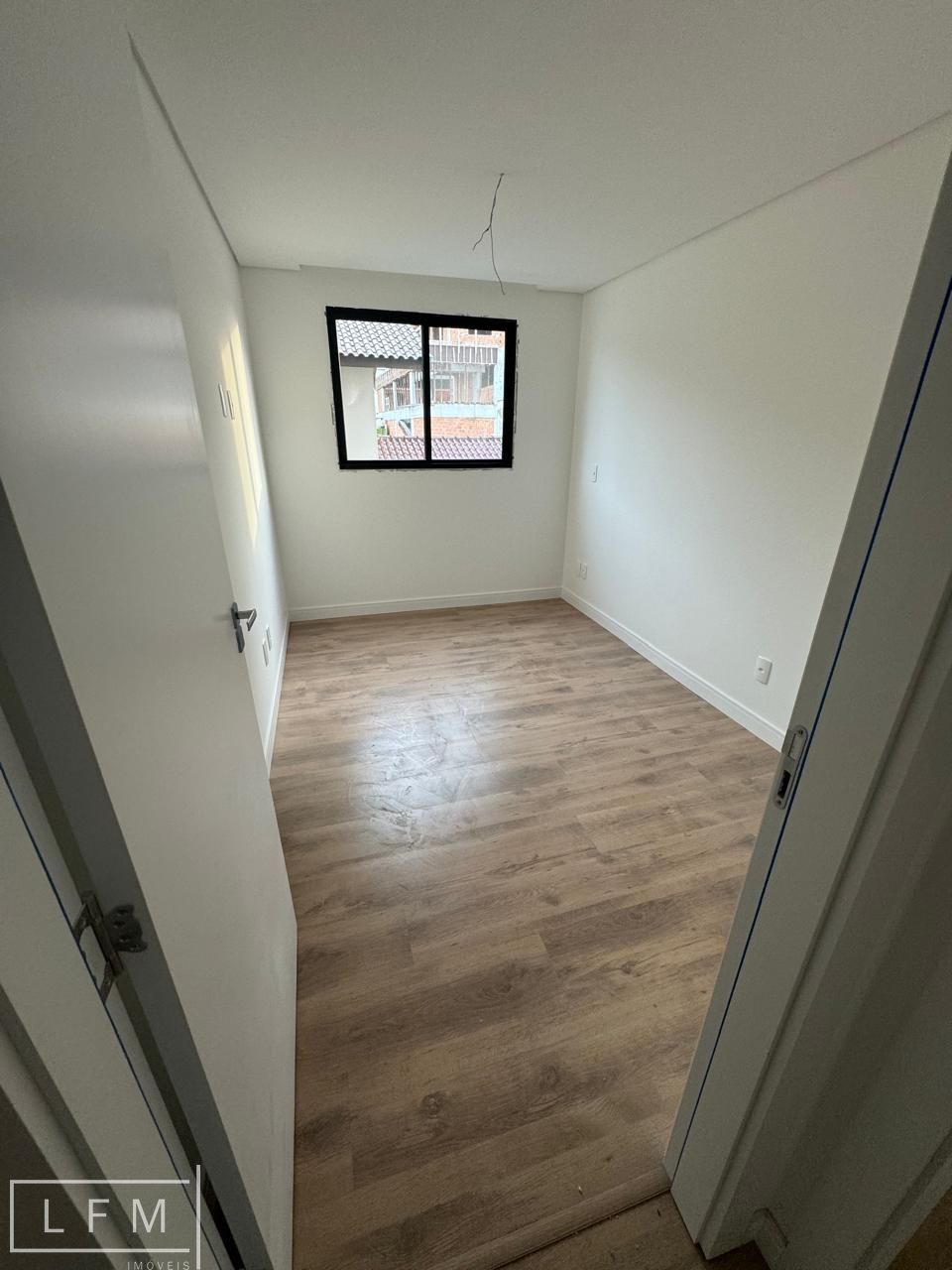 Apartamento à venda com 3 quartos, 99m² - Foto 13