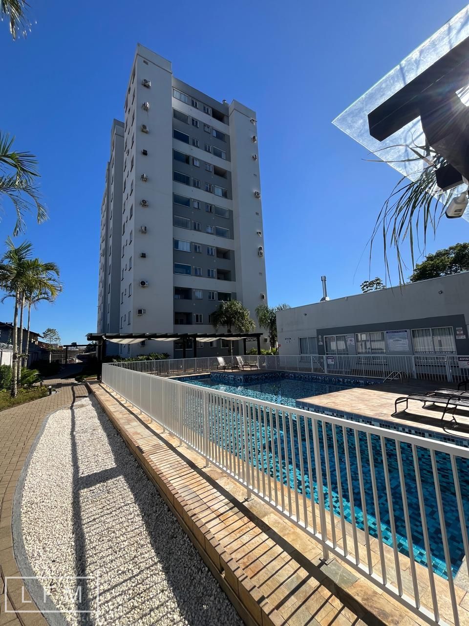 Apartamento mobiliado Balneário Picarras Sc