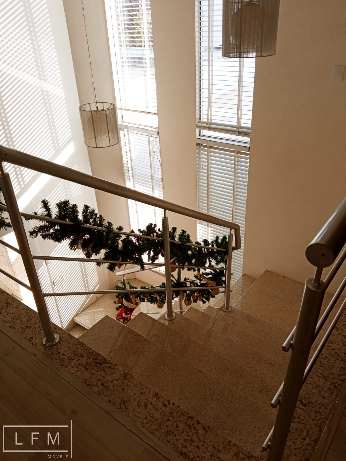Casa, 4 quartos, 240 m² - Foto 19