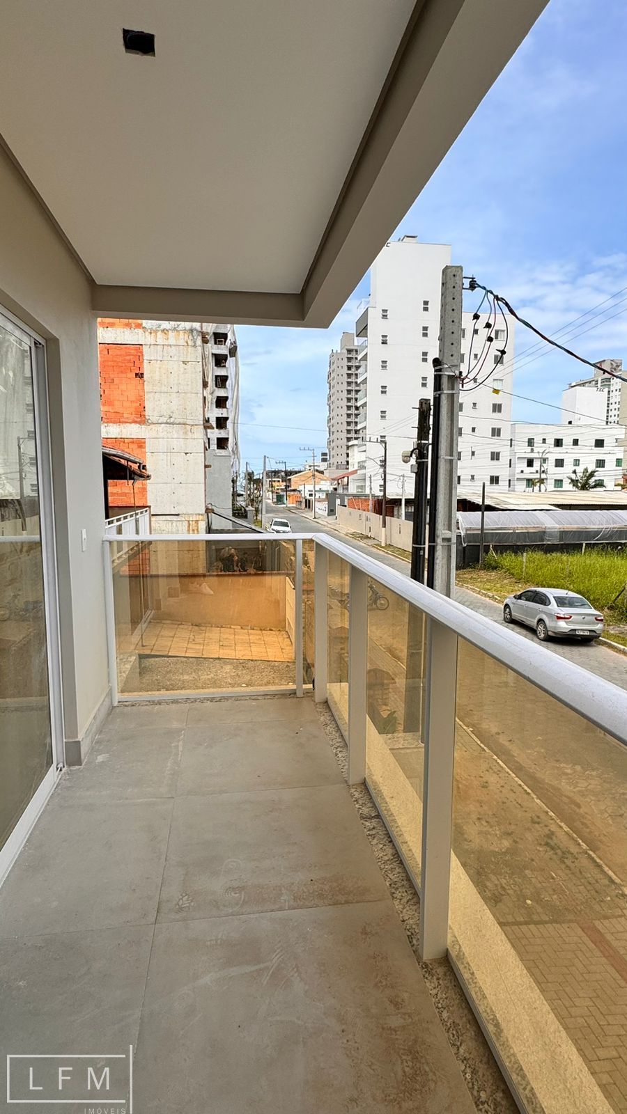 Apartamento à venda com 2 quartos, 70m² - Foto 4