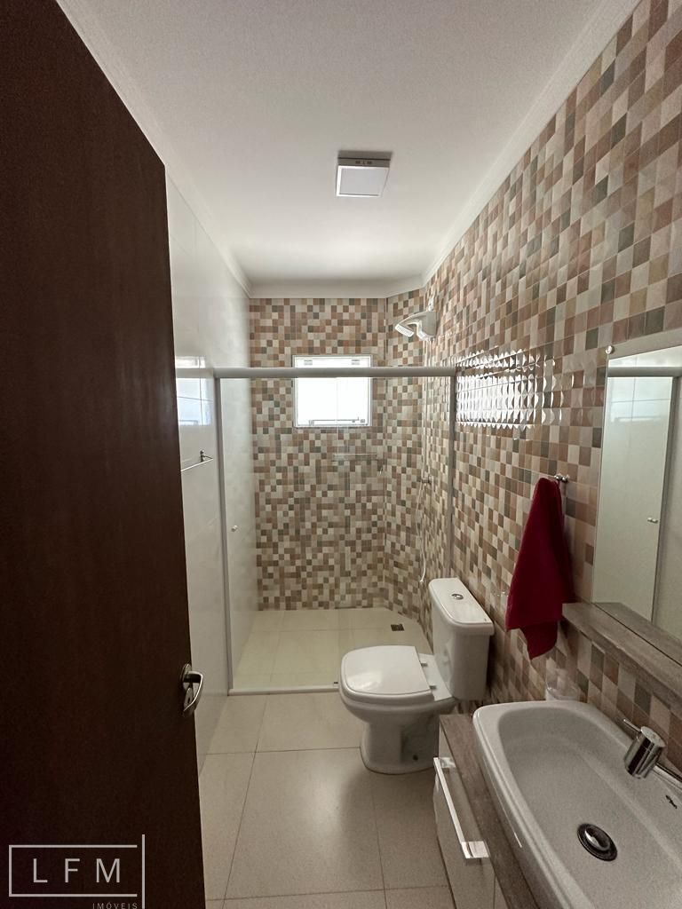 Casa, 5 quartos, 250 m² - Foto 14