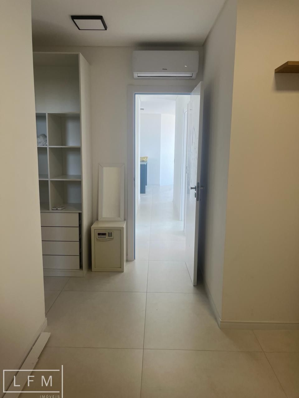 Apartamento à venda com 3 quartos, 90m² - Foto 12