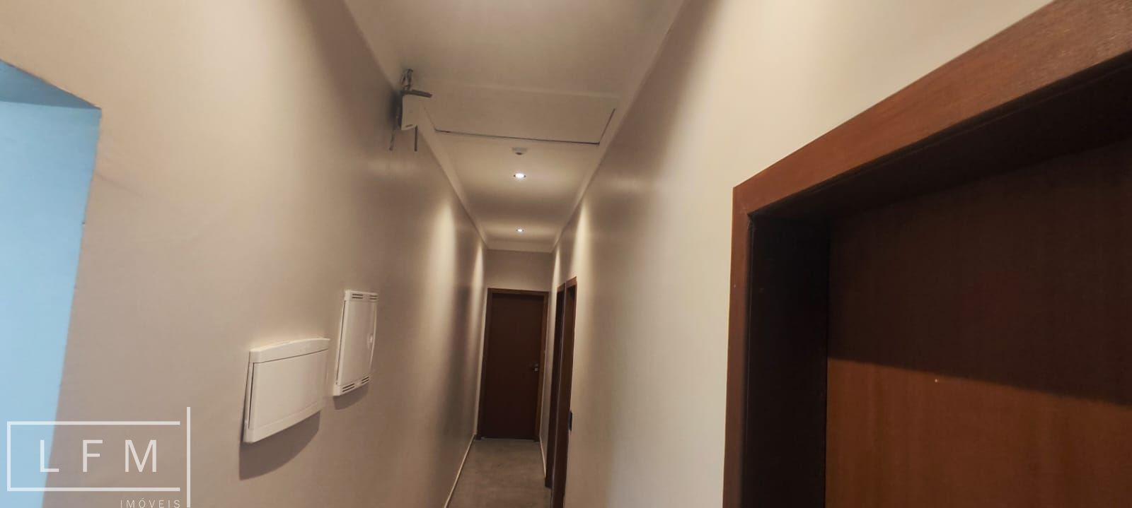 Casa à venda com 3 quartos, 250m² - Foto 34