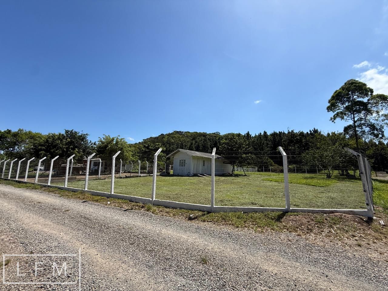 Fazenda/sítio/chácara/haras com 1 Dormitórios à venda, 7.000 m² por R$ 1.100.000,00 Fazenda/sítio/chácara/haras com 1 Dormitórios à venda, 7.000 m² por R$ 1.100.000,00