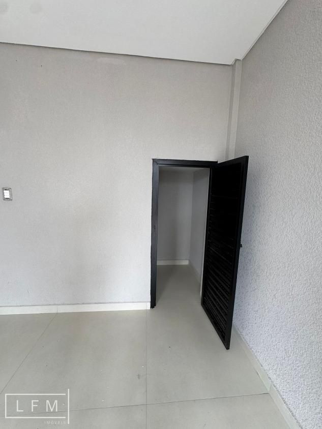 Sobrado geminado alto padrão em Balneário Piçarras Sc