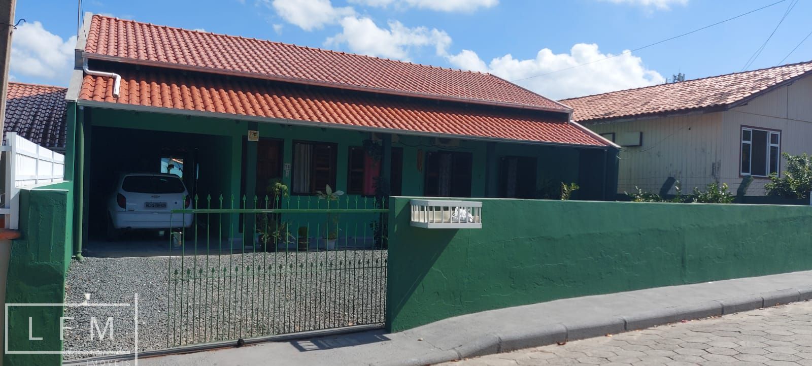 Casa  venda  no Centro - Penha, SC. Imveis