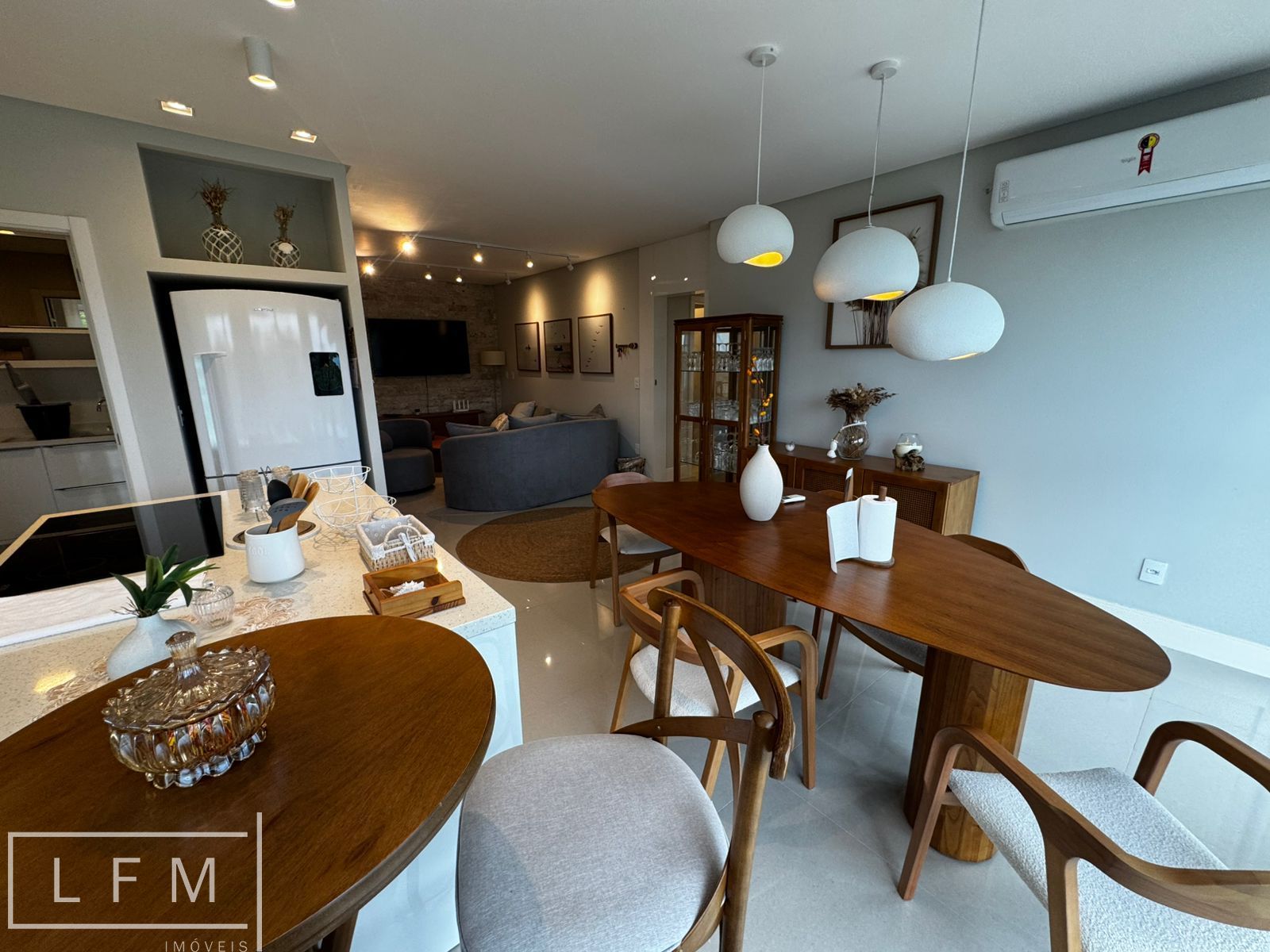 Apartamento com 3 Dormitórios à venda, 123 m² por R$ 2.600.000,00 Apartamento com 3 Dormitórios à venda, 123 m² por R$ 2.600.000,00